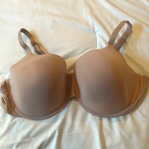 Victoria Secret —-Perfect Coverage-44D